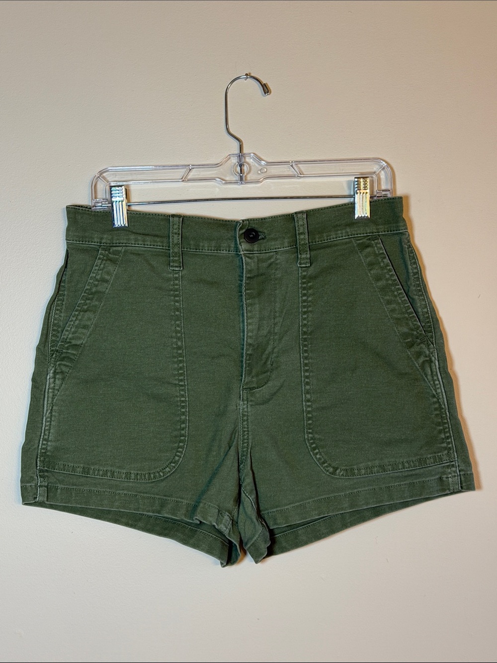 Madewell Classic High-Rise Utility Shorts in Olive Green Size 28 Stretch Khaki